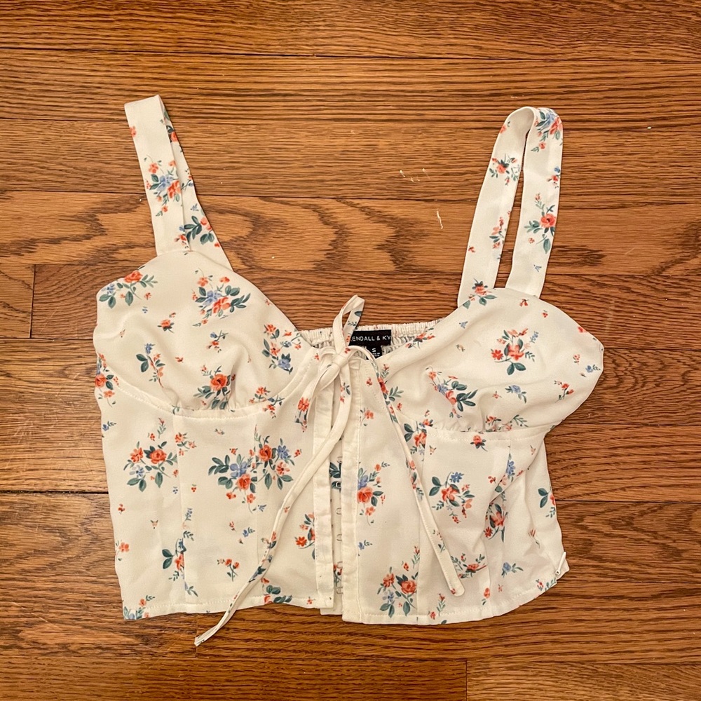 kendall and kylie white floral crop tank top